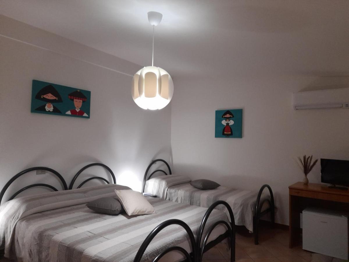 Agriturismo Palas De Serra Country Resort Onifai ภายนอก รูปภาพ