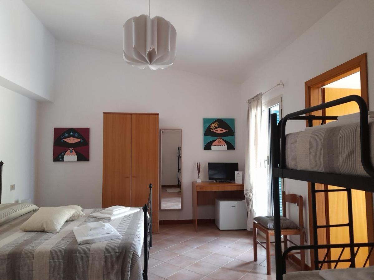Agriturismo Palas De Serra Country Resort Onifai ภายนอก รูปภาพ