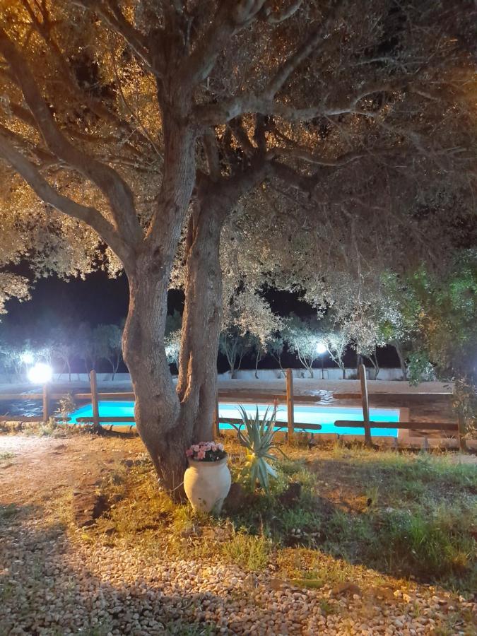 Agriturismo Palas De Serra Country Resort Onifai ภายนอก รูปภาพ