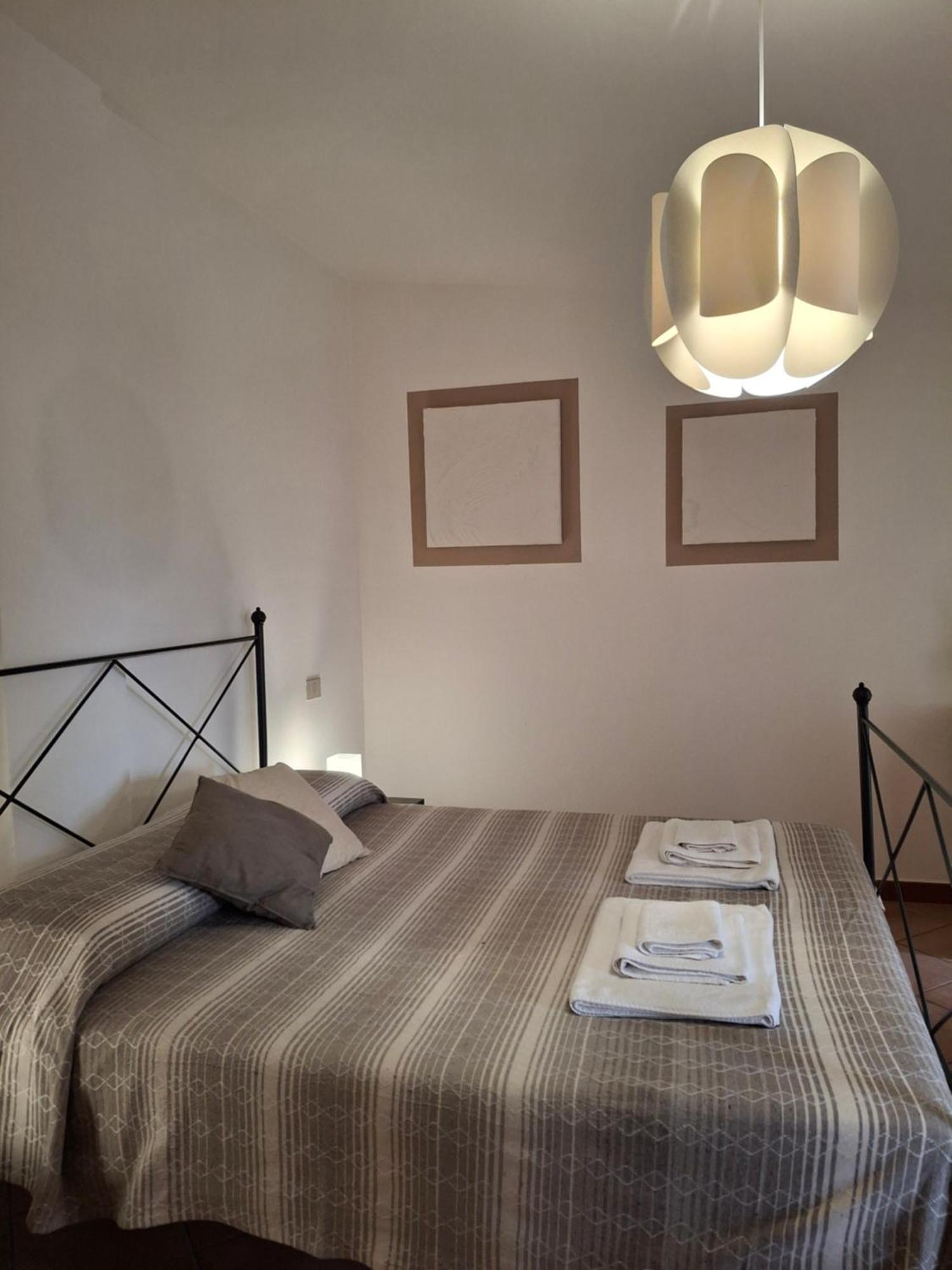 Agriturismo Palas De Serra Country Resort Onifai ภายนอก รูปภาพ