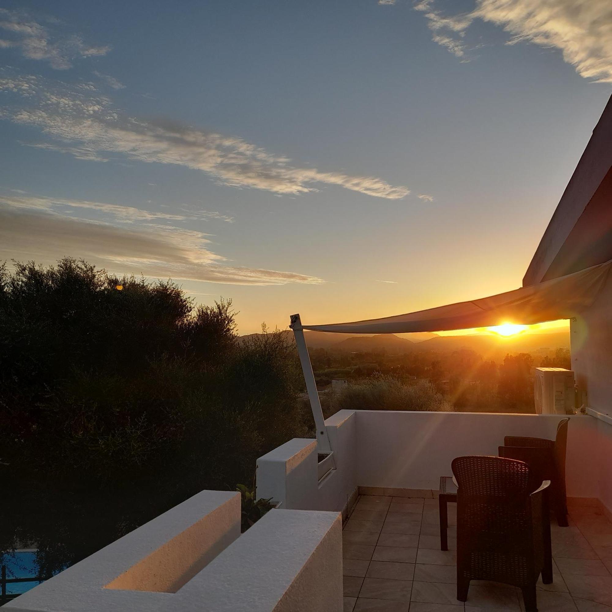 Agriturismo Palas De Serra Country Resort Onifai ภายนอก รูปภาพ