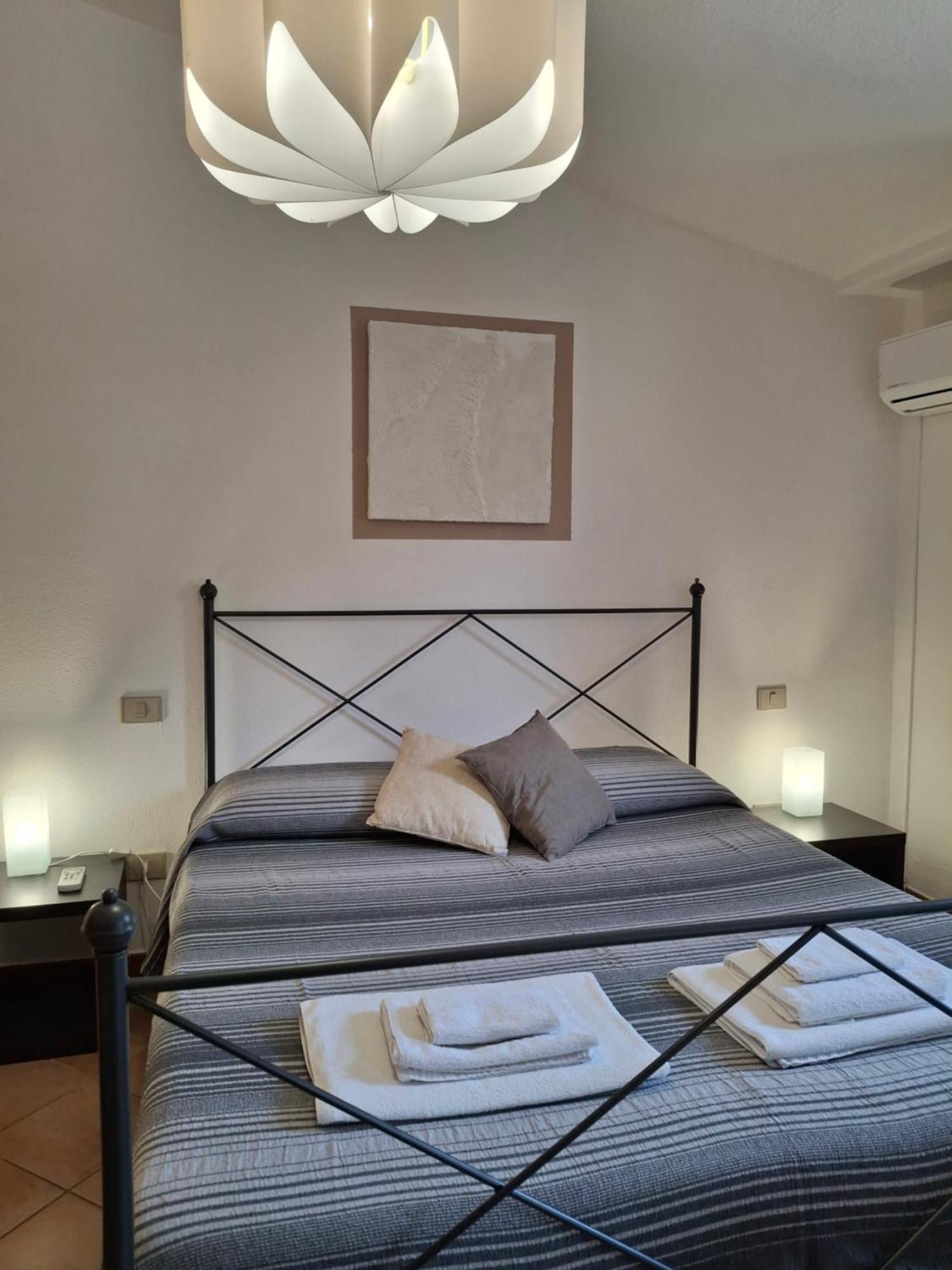 Agriturismo Palas De Serra Country Resort Onifai ภายนอก รูปภาพ
